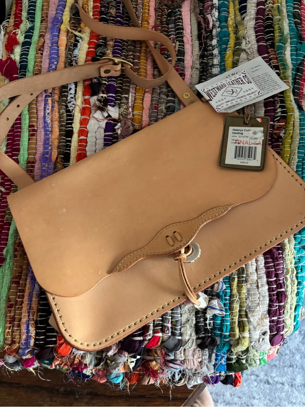 Filson Watanya Cicilla Shoulder Bag in Natural Tan - Picture 2 of 5